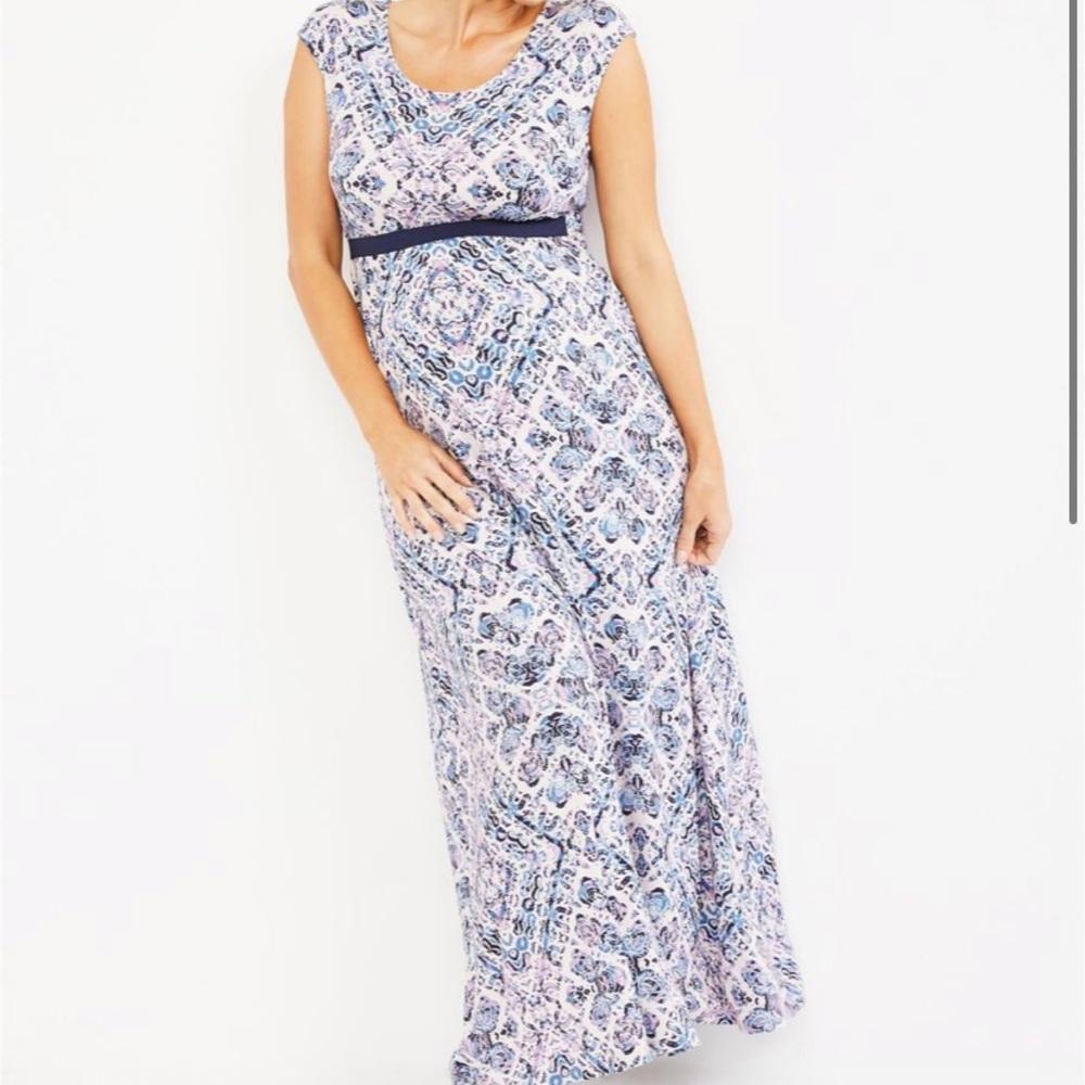 Jessica Simpson geo print maternity dress